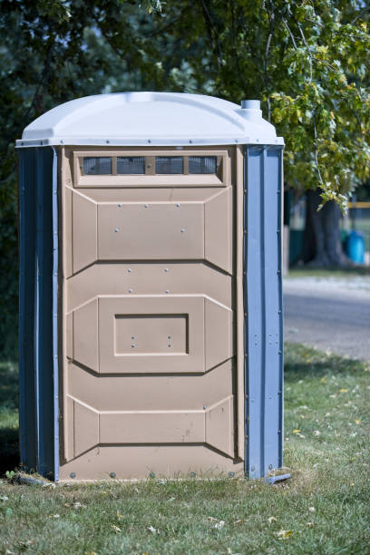 Best Porta potty services near me  in Macdonnell Heights, NY