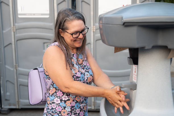 Best Portable toilet rental cost  in Macdonnell Heights, NY